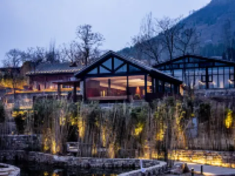 LONG WAN LIANG SHE Hoteles en Sishui