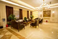 Xincai Oriental Dynasty Hot Spring Hotel