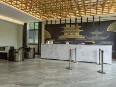 Longhui Yaowang ancient village