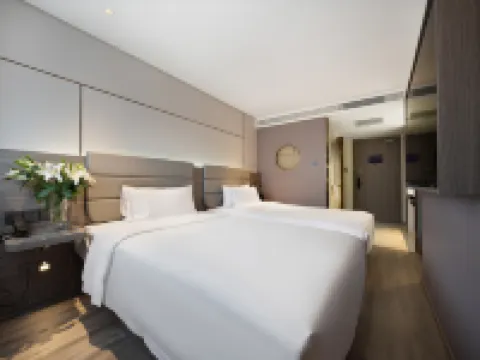 โรงแรมปาเลส (เขตจินซ่ง และผันเจียหยวน สถานีรถไฟใต้ดินทางเข้าตะวันตก มหาวิทยาลัยเทคโนโลยีปักกิ่ง) โรงแรมใกล้มหาวิทยาลัยปักกิ่ง