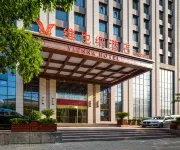 비엔나 호텔(Vienna Hotel) 호텔（타이위안쭝가이취정부 기관 공항） 룽청다제/용성대가 호텔