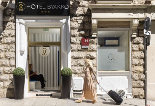 데이즈 인 니체 센터