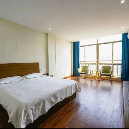 Linjiang Hotel