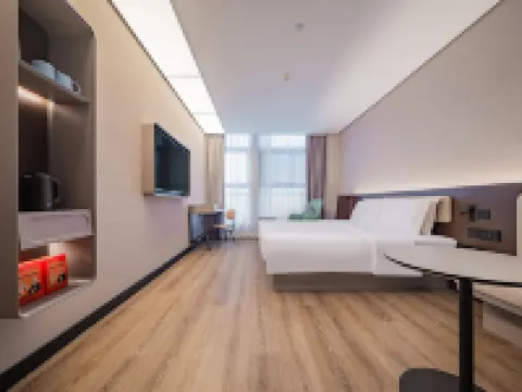 HanTing Hotel (Xi'an Xixian New Area Jinghe New Town Chongwen) Hotel di Jingyang