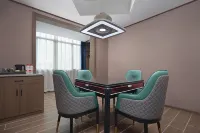 Yuanyuanlin Hotel (Yuyang Inventor Plaza Branch)