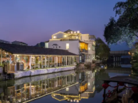 A PLACE HOTEL