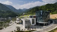 클라우드 앤 스트로 미트 더 빌딩 블록 호텔