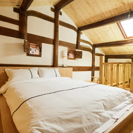 Minnan Yuqing Courtyard Homestay (Kaiyuan Temple Branch, West Street, Quanzhou Ancient City) Отели рядом с достопримечательностью «Башня Dongxi»