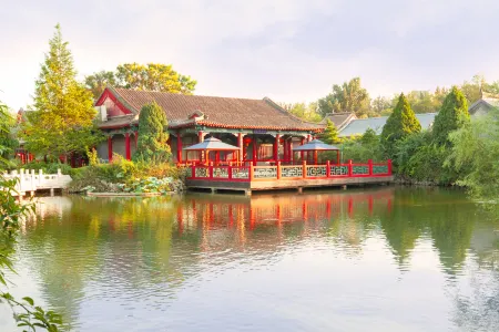 PALACE GARDEN Tai He Fu Hotel Отели рядом с достопримечательностью «China University of Mining & Technology(Beijing Shahe Campus)»