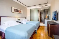 Zheyue Hotel (Shaoxing Lu Xun Hometown Cangqiao Straight Street)
