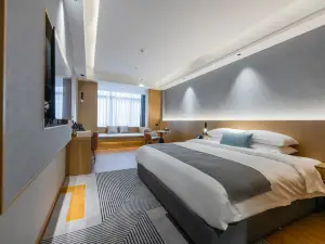 Zhihua Hotel