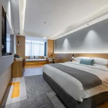 Zhihua Hotel