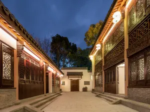 Zhuji Xishi's Hometown Grand House Hotel