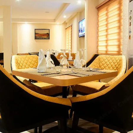 Sun Heaven Hotel Ikoyi