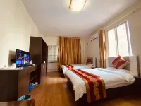 Liangjliang Business  Hotel