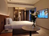 PLATINUM HYALE HOTEL