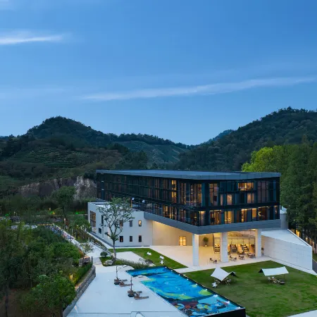 Anji Moma Resort