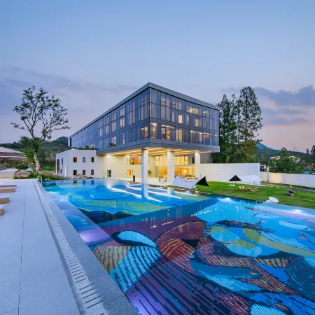 Anji Moma Resort