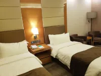 Gloria HOTEL Hotels near Royal Automobile Museum