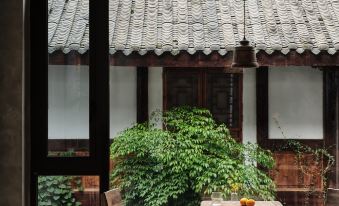 From a beautiful dream Hotel (Leshan Giant Buddhat)[ The second choice for overseas tourists]