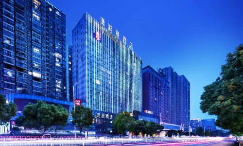 XIAOXIANGYI Hotel (YONGZHOU LENGSHUITANG High-speed Railway Station)