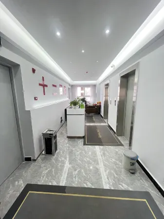 Bijie Twelve Rooms Homestay (Qixingguan District) Отели рядом с достопримечательностью «Nan Mountain Park»