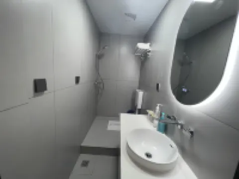 Jufenglou Hotel Hotels near Leidong Ping