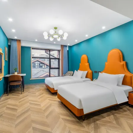 Floral Hotel · Shanyue Qiqiu Hotel