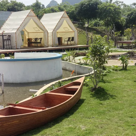Dengni Liangshu Vacation Apartment WFY LS Hotel (Yangshuo Longtoushan Pier West Street)