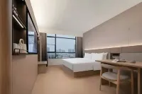 Manxiang Yunmu Hotel (Dafang Jiaxin Mall)