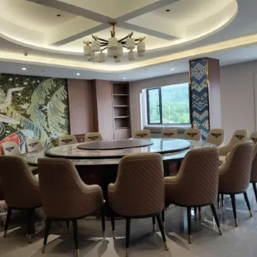 Yu long  International hotel