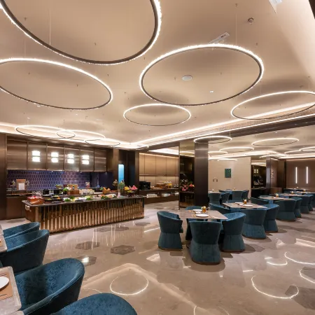 Crystal Hotel, Art Avenue, Development Zone, Langfang