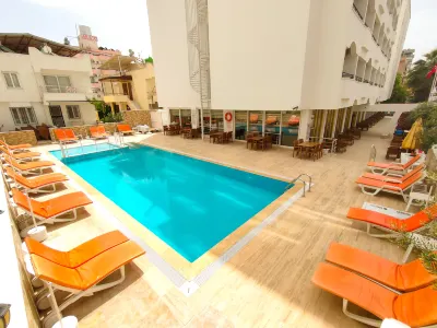 Altinersan Hotel Hôtels à : Altinkum Mahallesi