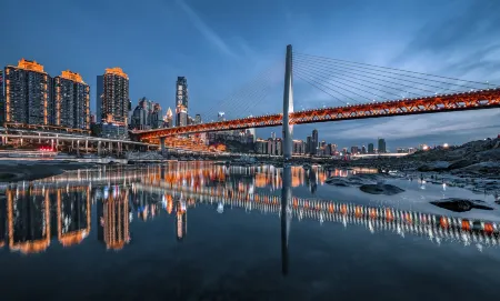 The Move River View Hotel (Chongqing Jiefangbei Hongyadong)