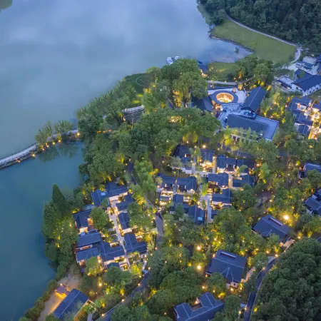 Found Retreat Jiande Hangzhou