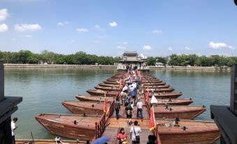 Old Street Inn (Chaozhou Guangji Bridge Paifang Street)