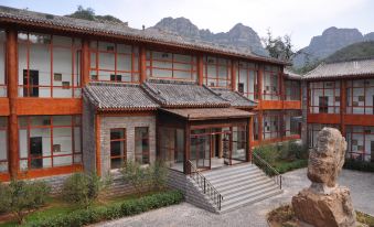 Hongya Valley Inn