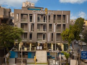 GoldenKeys Inn