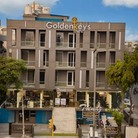 GoldenKeys Inn Отели рядом с достопримечательностью «Северный Дели»