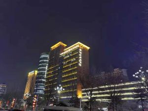 Metrpolo Hotels (Wanda Plaza, Baotou Iron & Steet