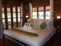 Chareena Beachside Hôtels à : Koh Lipe