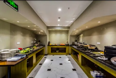 Home Inn Select Hotel (Nanjing South Railway Station Tianyuan West Road Subway Station) Отели рядом с достопримечательностью «Social Science Department， Zhengde Polytechnic College»