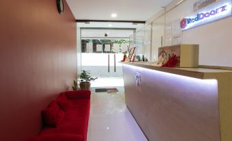 RedDoorz Near Fernwoods Garden Quezon City