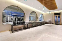 Haixi Prefecture Sky Mirror Vista Hotel (Da Qaidam Feicui Pedestrian Street) Hotels in Haixi