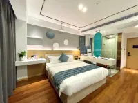Li Lei's Homestay Hotel (Guang'an Siyuan Square Branch)
