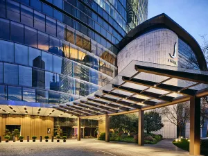 J Hotel Shanghai Tower