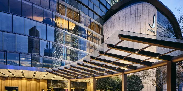 J Hotel Shanghai Tower image 1