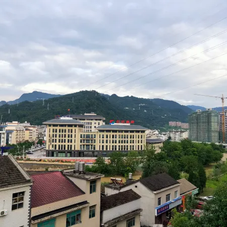 Wufeng Yuyang Hotel