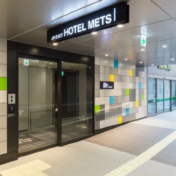 JR East Hotel Mets Premier Akihabara Hôtels à proximité de : Gare de Akihabara