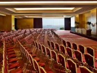 Hotel Cascais Miragem Health & Spa Hotels near Cascais Train Station